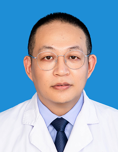 點擊照片，查看專家專長、出診時間